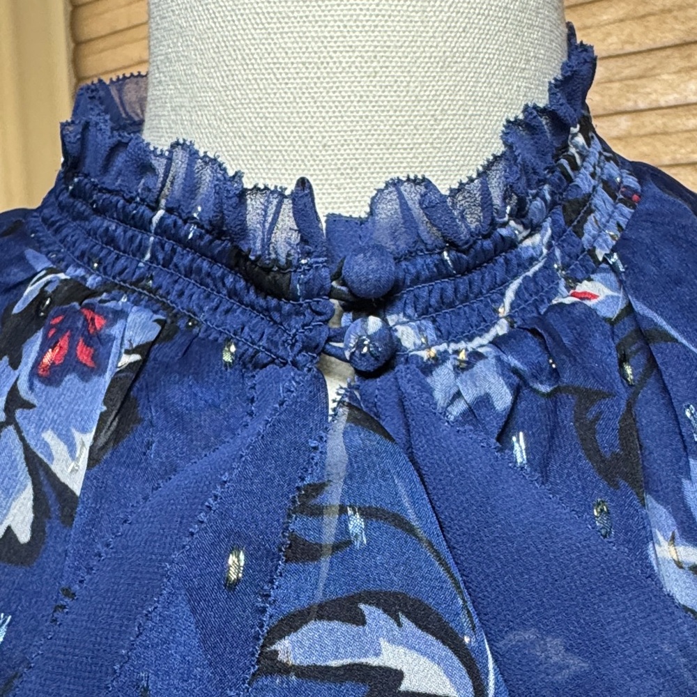 Woman's White House Black Market Navy Mock Ruffle Neck Chiffon Blouse. Size 12 - Picture 3 of 9